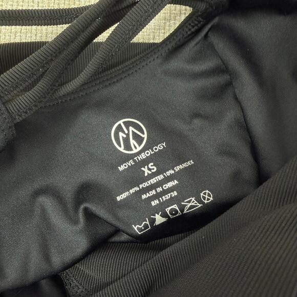 Move‎ Theology Cropped Activewear Black Tank Size XS - Picture 4 of 4